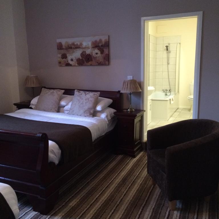 The Eagles Hotel Ланруст Екстериор снимка