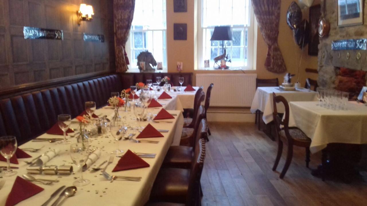 The Eagles Hotel Ланруст Екстериор снимка